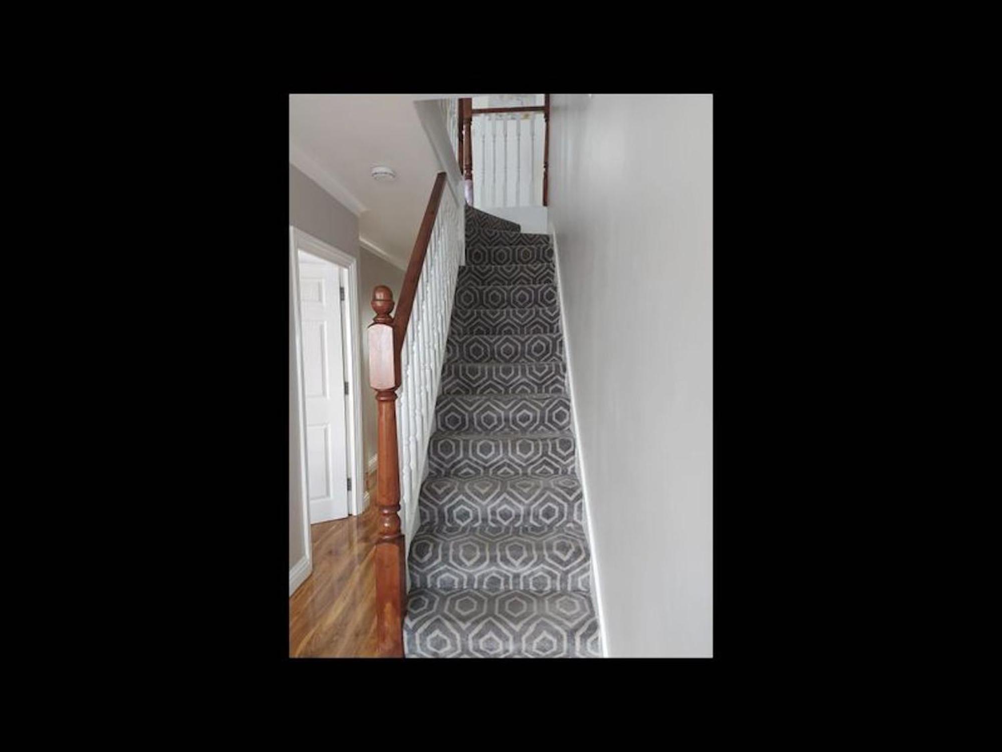 Room In Guest Room - Family Room With Private Bathroom Edgware Exterior foto